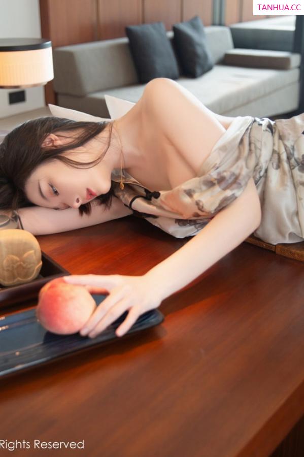 逗逗DouDou  [XiuRen]高清写真图 2023.01.18 No.6157 是小逗逗 黑丝美腿第19张图片